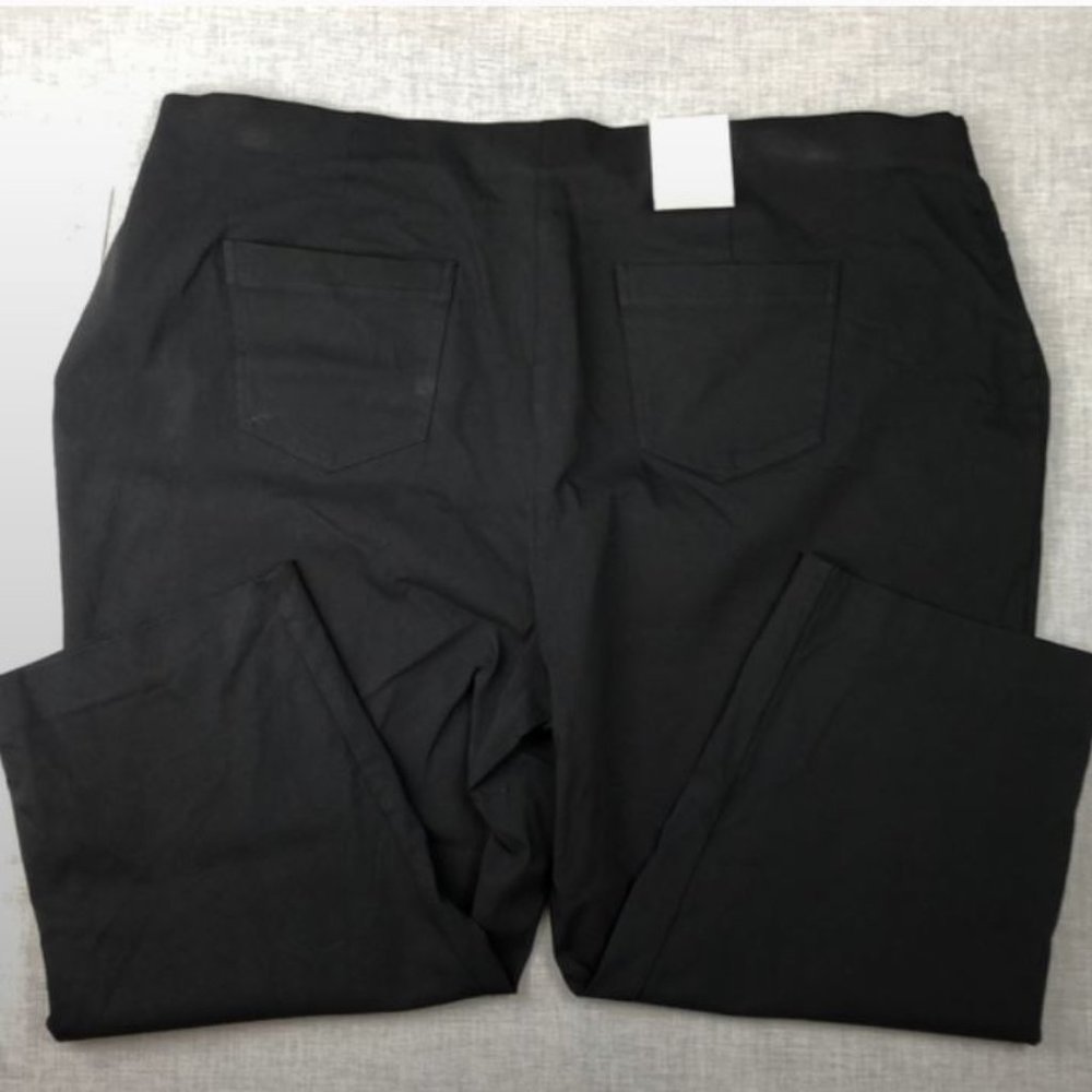 SOLD - Style & Co Black Pull On Capri Pants NWT - Picture 4 of 5